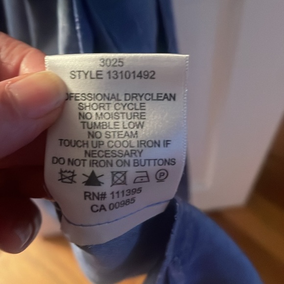 Tory Burch shirt dress. - Picture 7 of 7